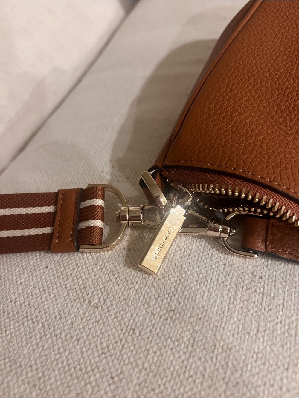 kate spade Pebbled Leather Shoulder Bag in Cognac with Striped Strap - Picture 4 of 5